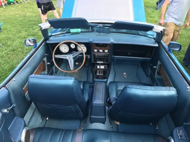 1972 ford mustang convertible, deluxe interior