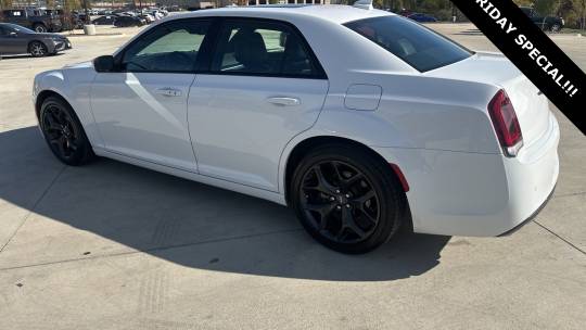 2022 Chrysler 300