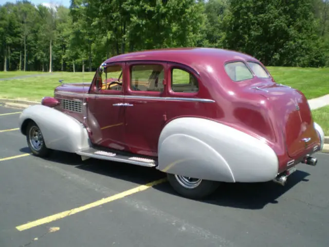 1937 cadillac / lasalle resto mod 4 door touring sedan