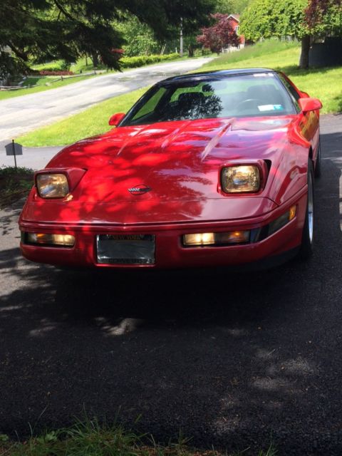 1991 red corvette c-4 85k miles clean title