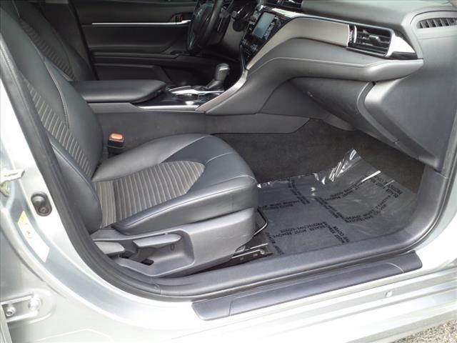2019 toyota camry l