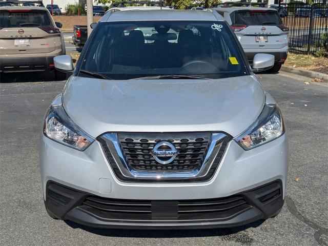 2020 nissan kicks sv