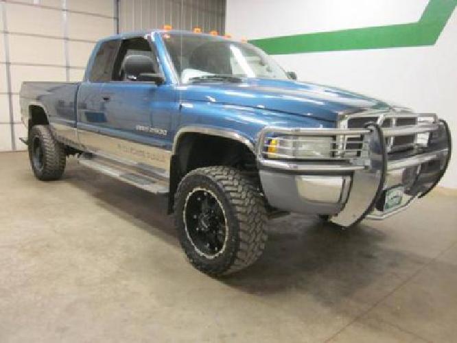 2002 dodge ram 2500 4x4 5.9 diesel extended cab 5 speed long bed in fort lupton, co