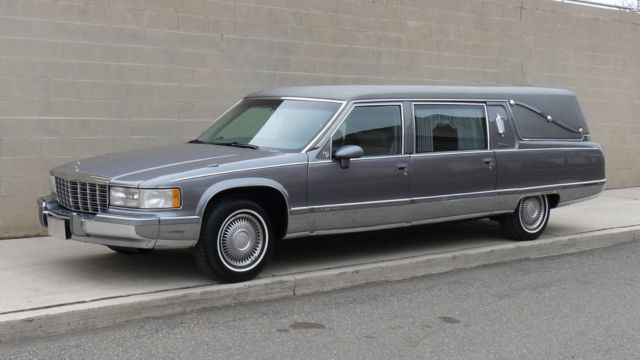 gorgeous 1994 cadillac fleetwood funeral hearse. 77,981 miles ..limo limousine