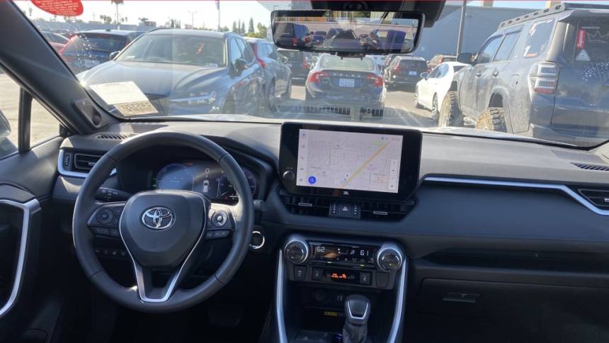 2024 toyota rav4 hybrid xse