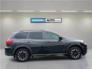 2020 Nissan Pathfinder sl