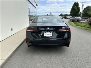 2024 BMW i5 m60