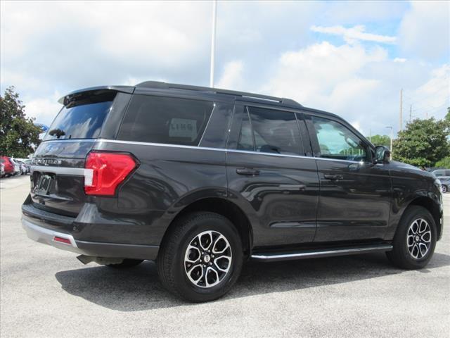 2023 ford expedition xlt