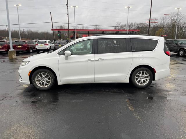 2022 chrysler pacifica touring-l