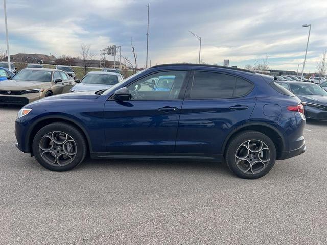2021 alfa romeo stelvio base