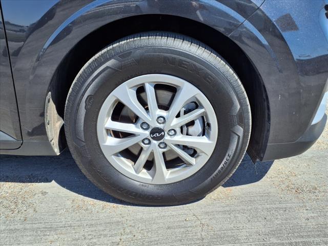 2024 kia carnival lx