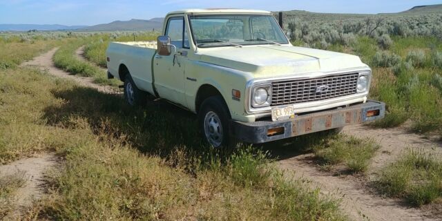 1971 chevy c-k 20 4x4 with a 4 speed 350 priced to sell call 1-541-523-7000