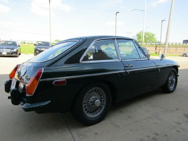 no reserve! 1971 mgb gt wire wheels mild custom no reserve!