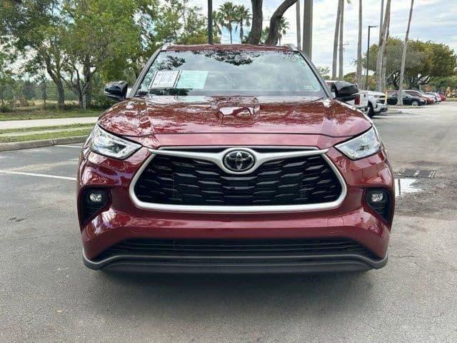2023 toyota highlander l in miami, florida
