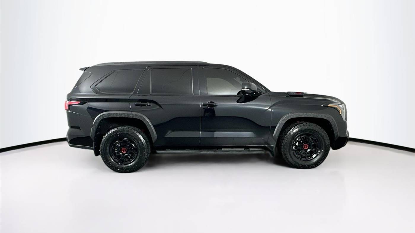2024 toyota sequoia