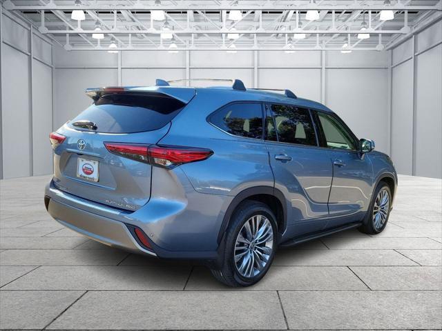 2021 toyota highlander platinum