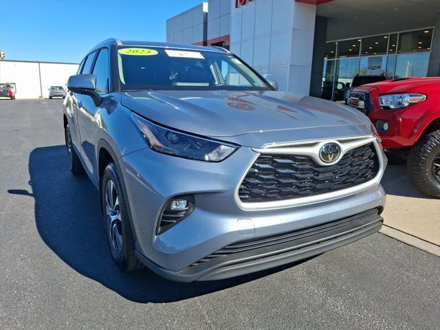 2023 toyota highlander xle