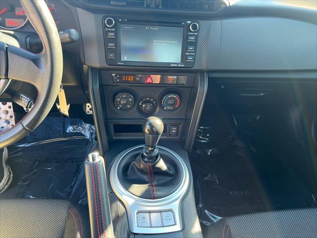 2016 subaru brz premium