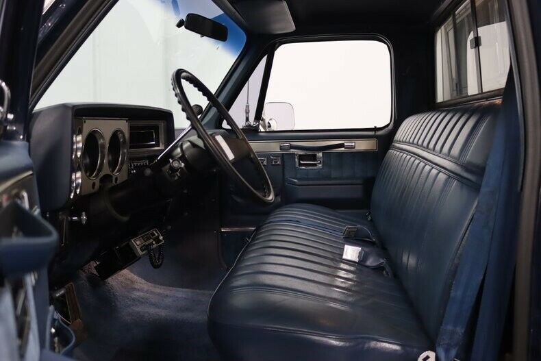 very clean survivor! just 79k actual miles, single family owned, clean history!
