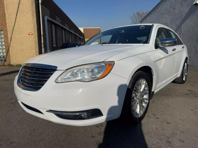2012 chrysler 200 limited