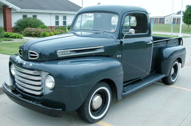 1950 ford f-1 pickup very nice condition, drives excellent