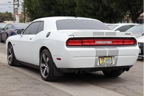 2012 dodge challenger