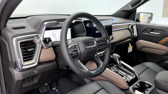 2024 GMC Canyon