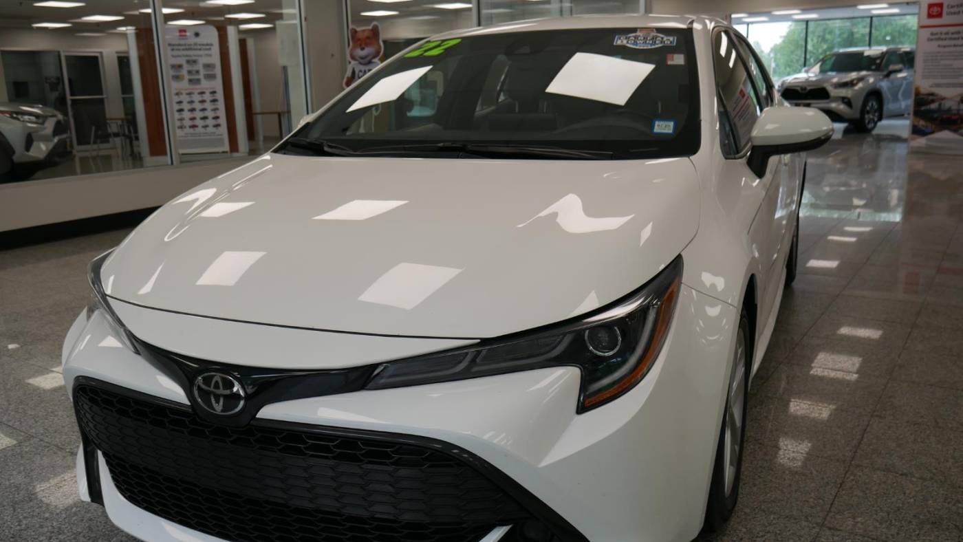 2022 toyota corolla hatchback se