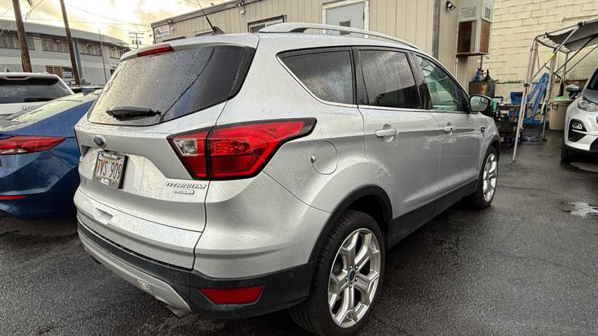 2019 ford escape titanium