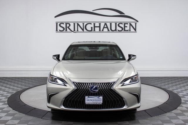 2021 lexus es 300h base
