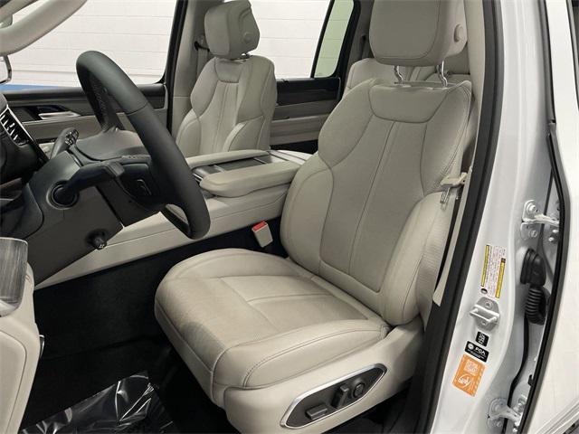 2023 jeep wagoneer l series iii 4x4
