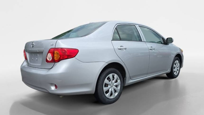 2010 toyota corolla le
