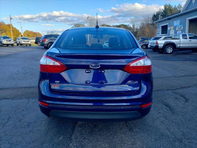 2016 ford fiesta se