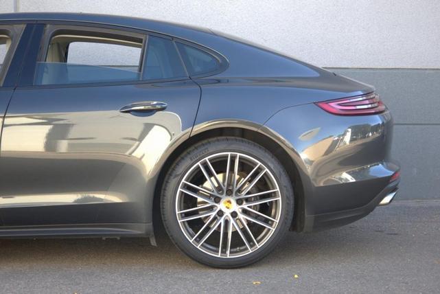 2018 porsche panamera 4