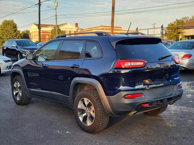 2015 jeep cherokee sport