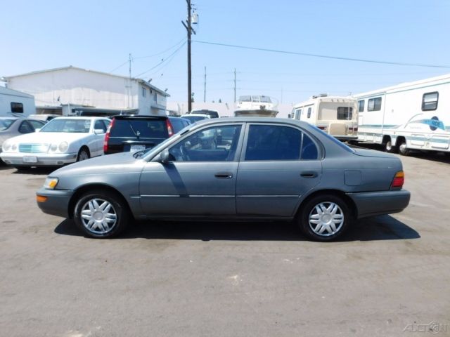 1993 toyota corolla deluxe used 1.6l i4 16v automatic sedan no reserve