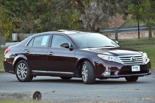 2011 toyota avalon limited