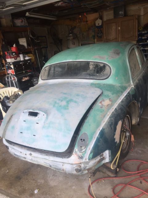 mk-1 jaguar belonged to movie star jean hagen of "dancing in the rain" fame