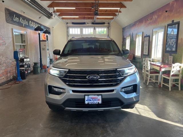 2023 ford explorer xlt