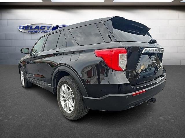 2021 ford explorer base
