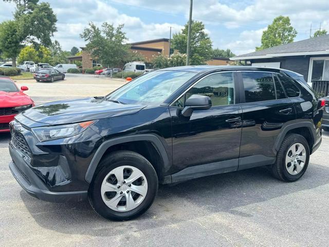 2022 toyota rav4 le