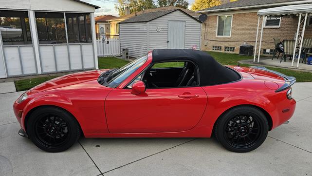 2006 mazda mx-5 miata grand touring