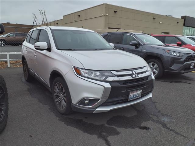 2018 mitsubishi outlander se