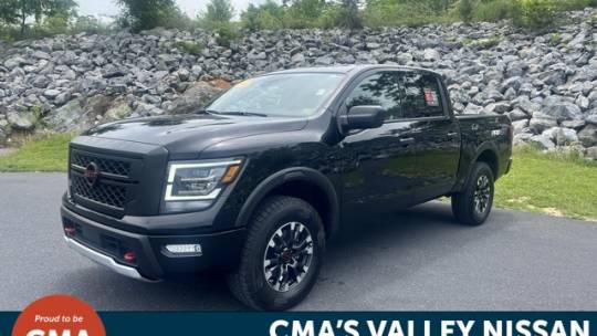 2023 nissan titan pro-4x
