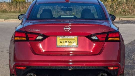 2025 Nissan Altima