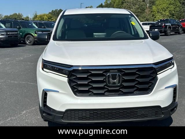 2023 honda pilot lx