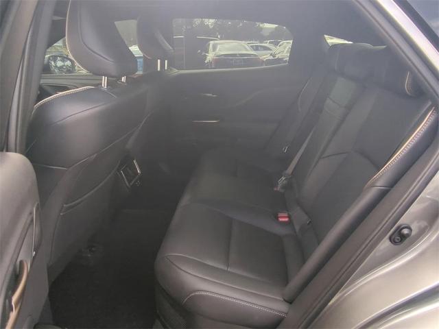 2024 toyota crown platinum
