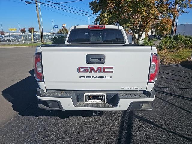 2022 gmc canyon denali