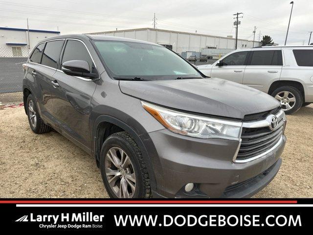 2015 toyota highlander le