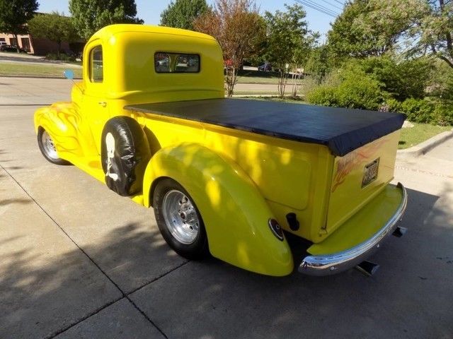 1946 ford f 1 custom pick-up yellow